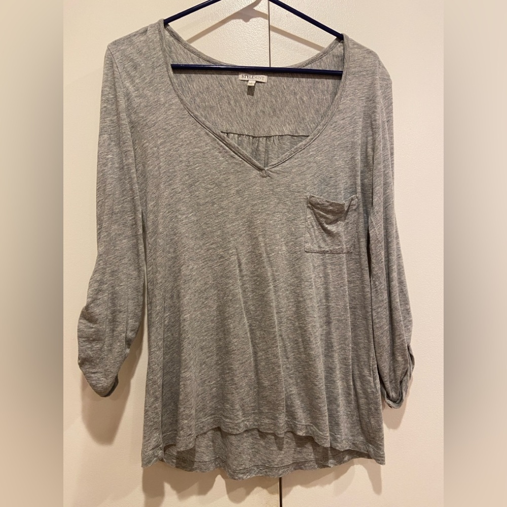 Stylemint crescent Henley in light heather grey size small